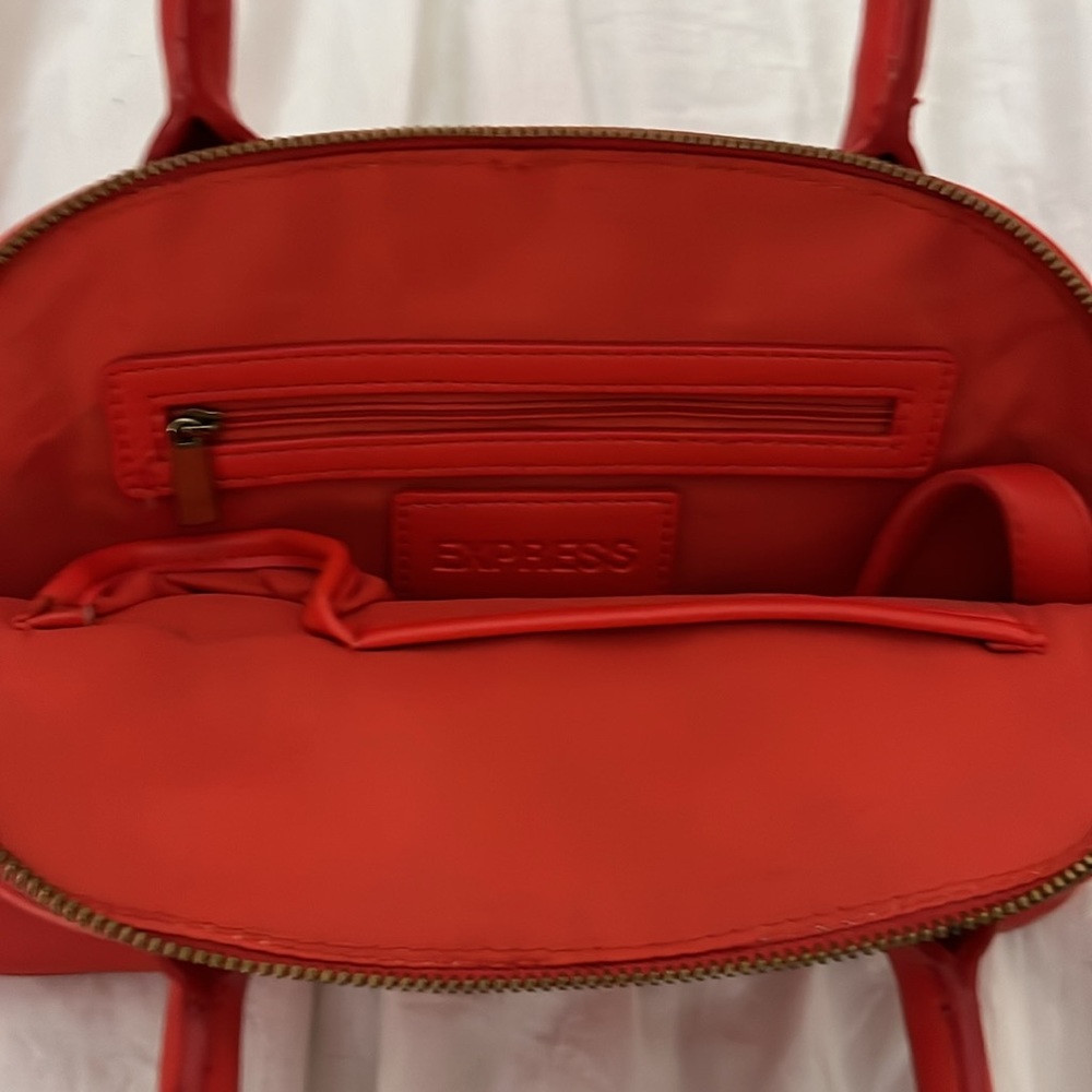 Red Express Small Purse - Picture 2 of 7